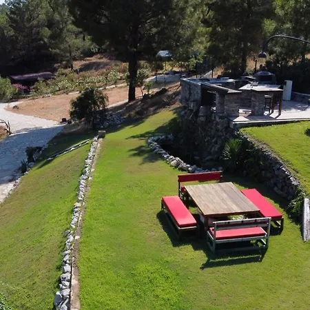 Villa Excellent Home With Shared Pool Surrounded By Nature In Marmaris *
