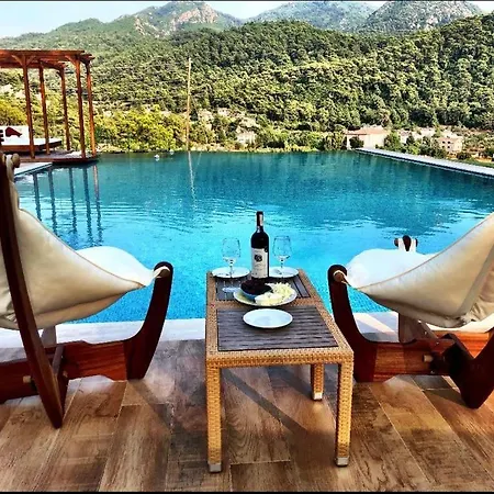 Βίλα Excellent Home With Shared Pool Surrounded By Nature In Marmaris