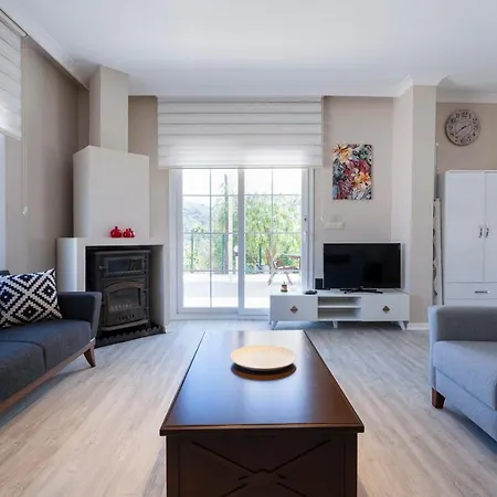 Excellent Home With Shared Pool Surrounded By Nature In Marmaris Μούγκλα